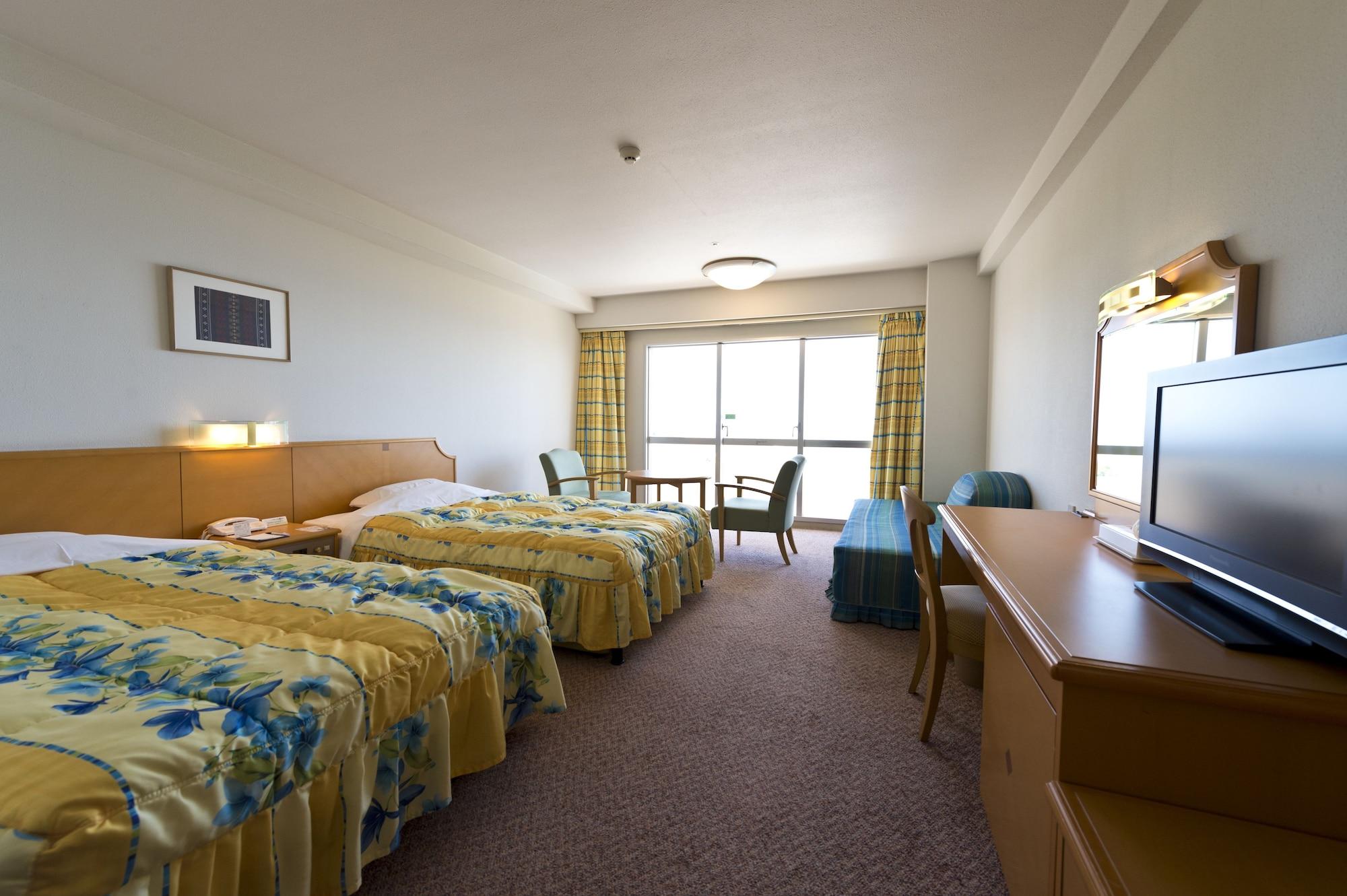 יומיטאן Royal Hotel Okinawa Zanpamisaki מראה חיצוני תמונה