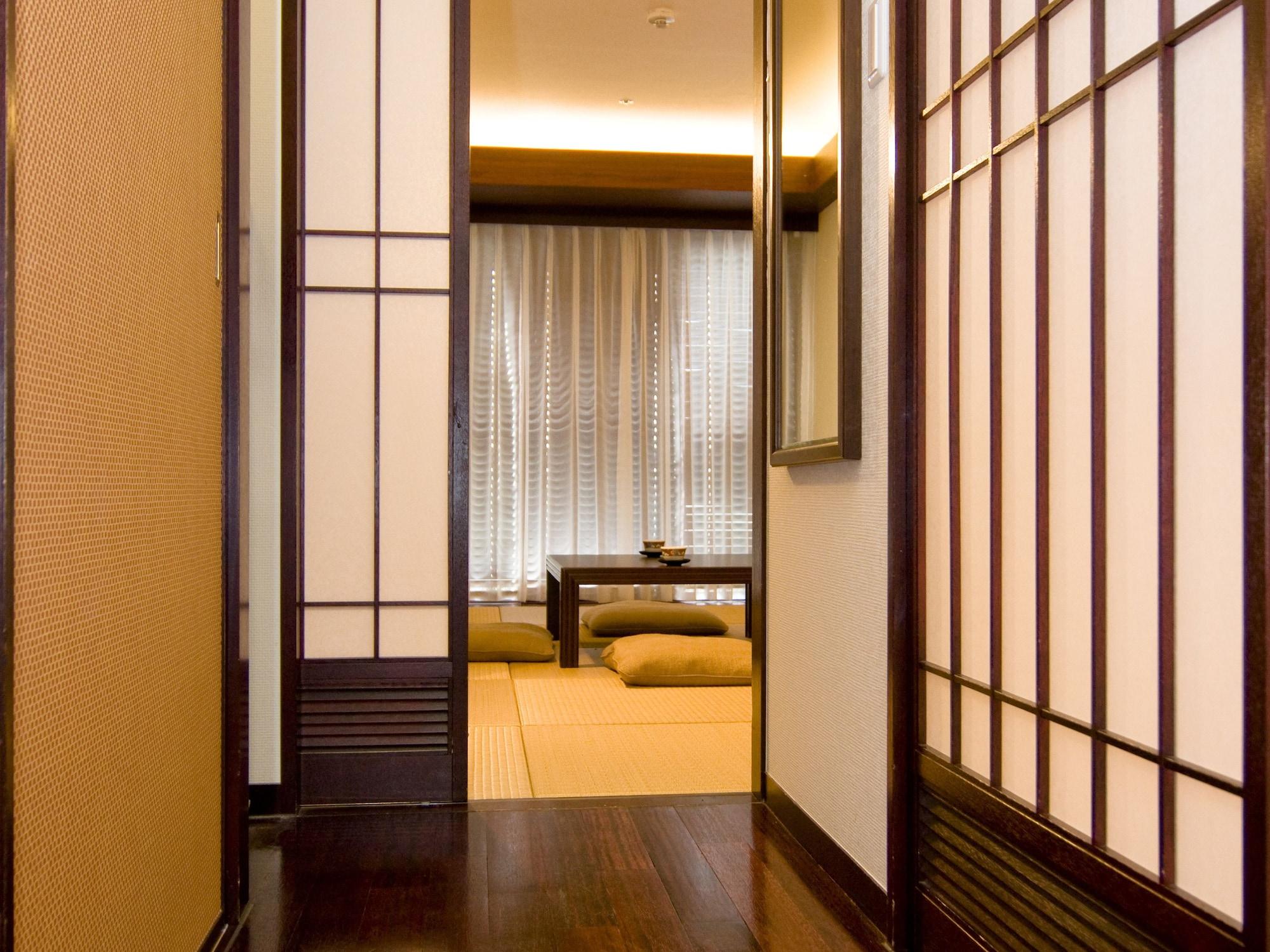 יומיטאן Royal Hotel Okinawa Zanpamisaki מראה חיצוני תמונה