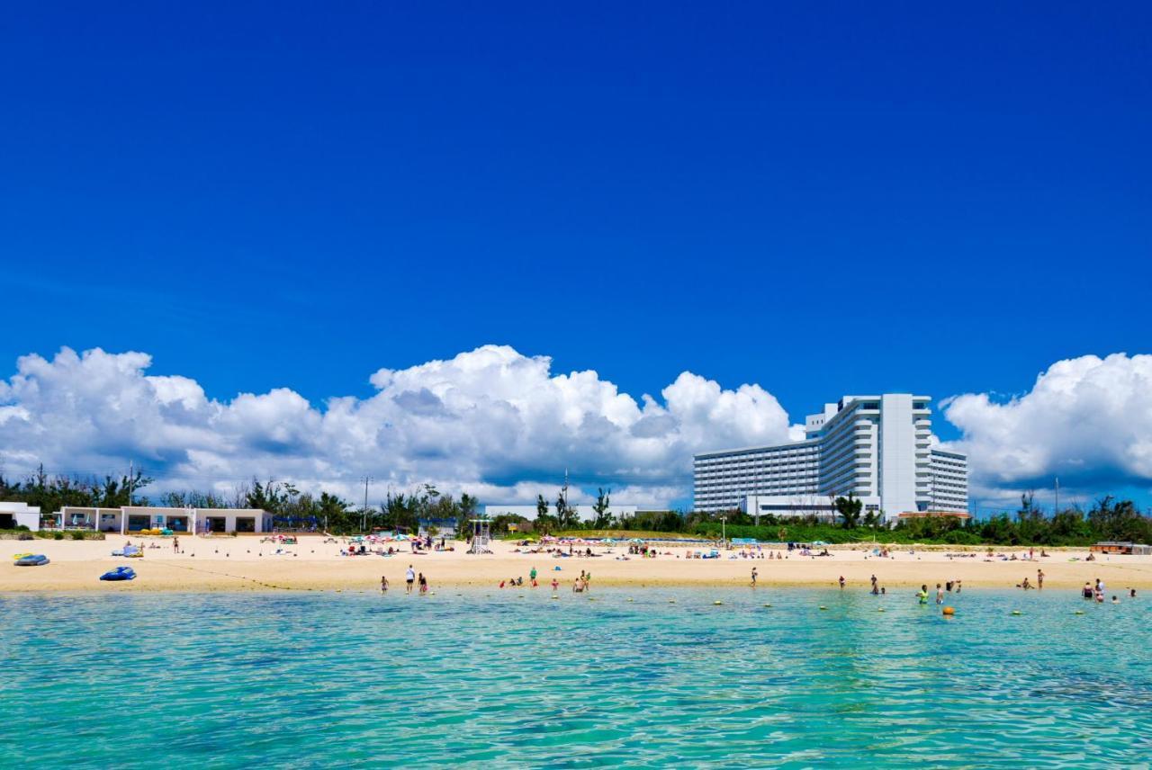 יומיטאן Royal Hotel Okinawa Zanpamisaki מראה חיצוני תמונה