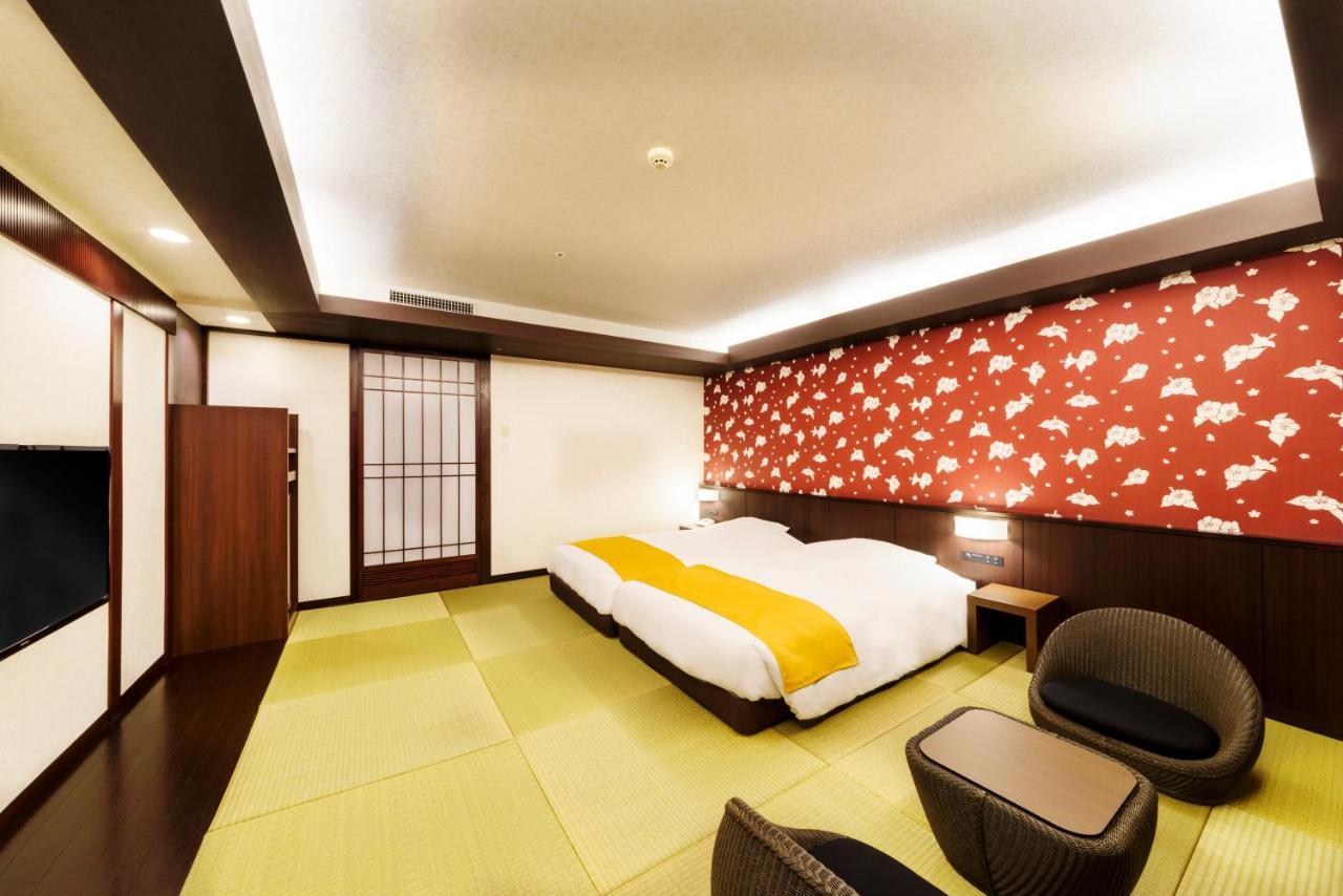 יומיטאן Royal Hotel Okinawa Zanpamisaki מראה חיצוני תמונה